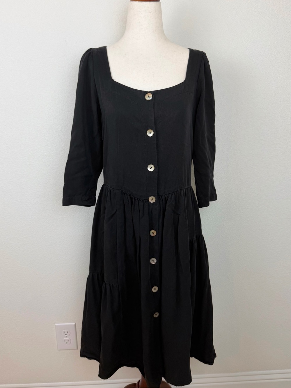 R.G. Kane Black Button Down Half Sleeve Dress Size 6